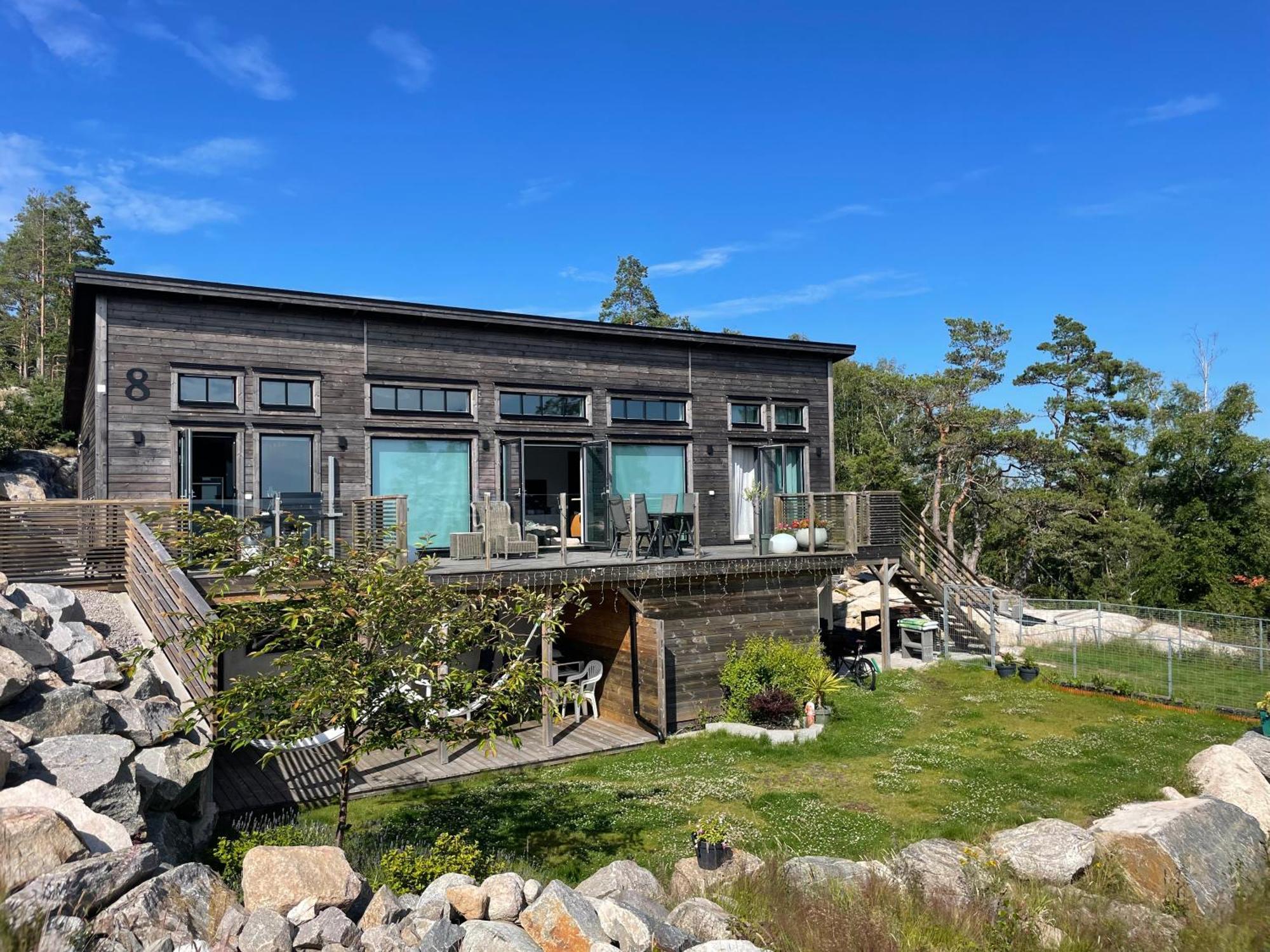 Ny Laegenhet Pa Markplan Med Havsutsikt Strömstad Exteriör bild